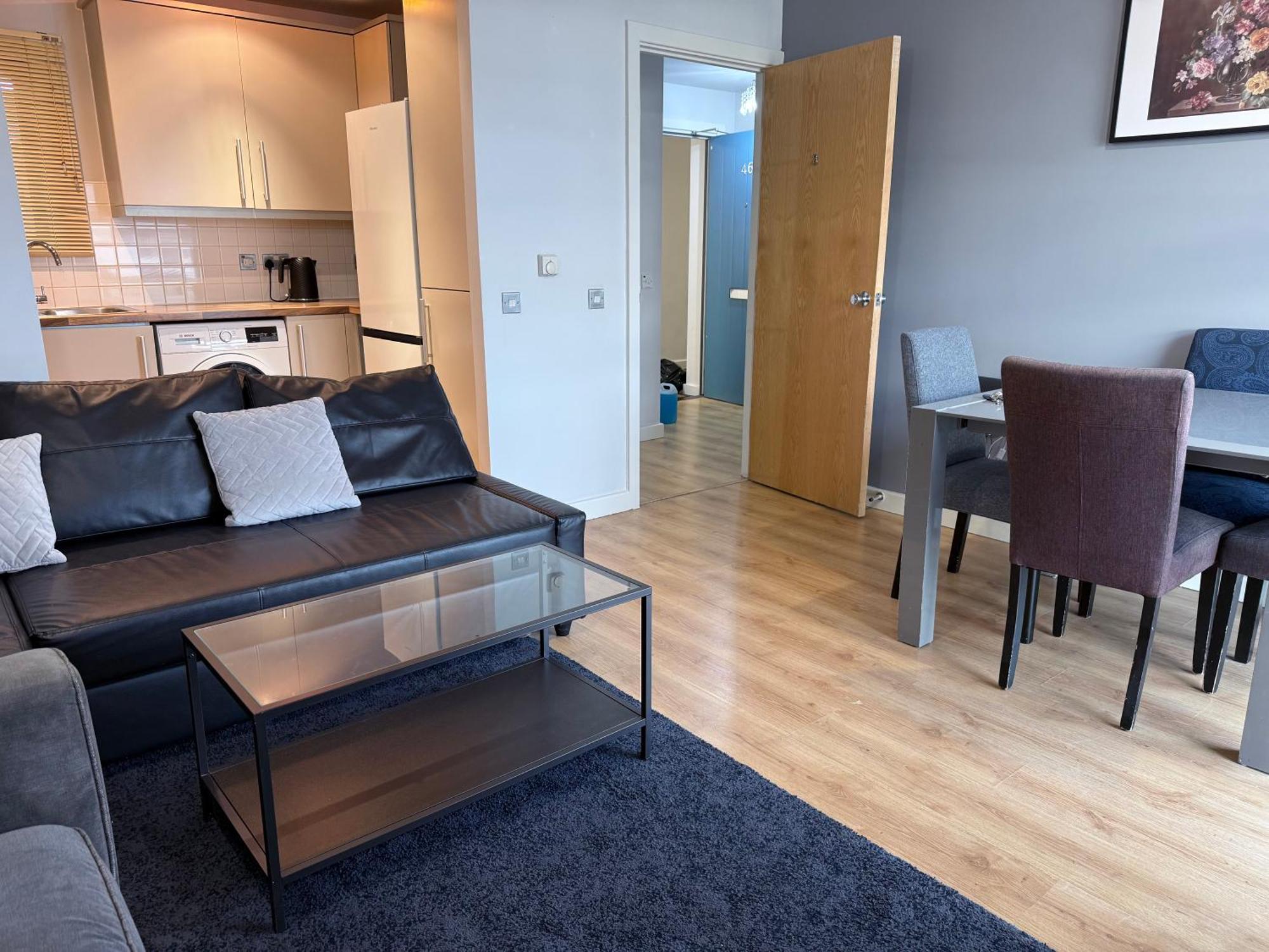 London Luxury Holiday Home B Номер фото