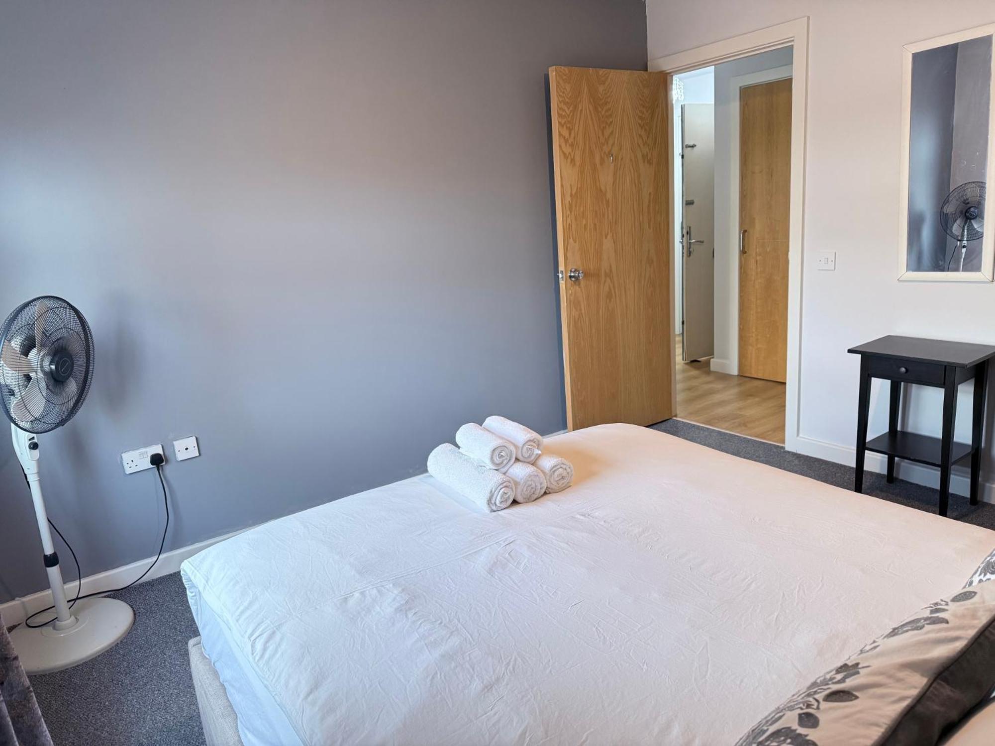 London Luxury Holiday Home B Номер фото